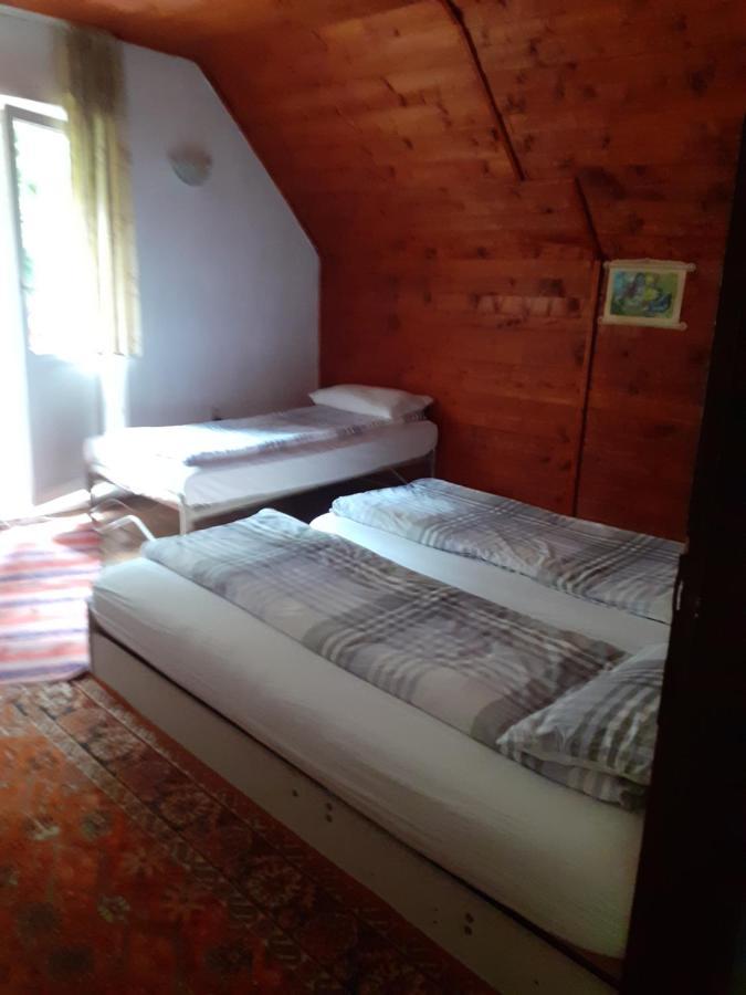 Valea Stanciului Maison d'hôtes Rachitele